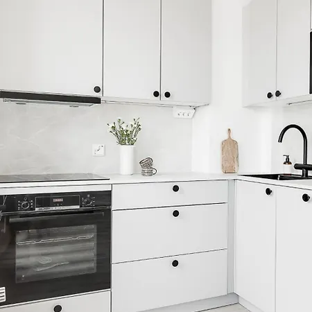 Stylish And Newly Renovated Downtown Апартаменты